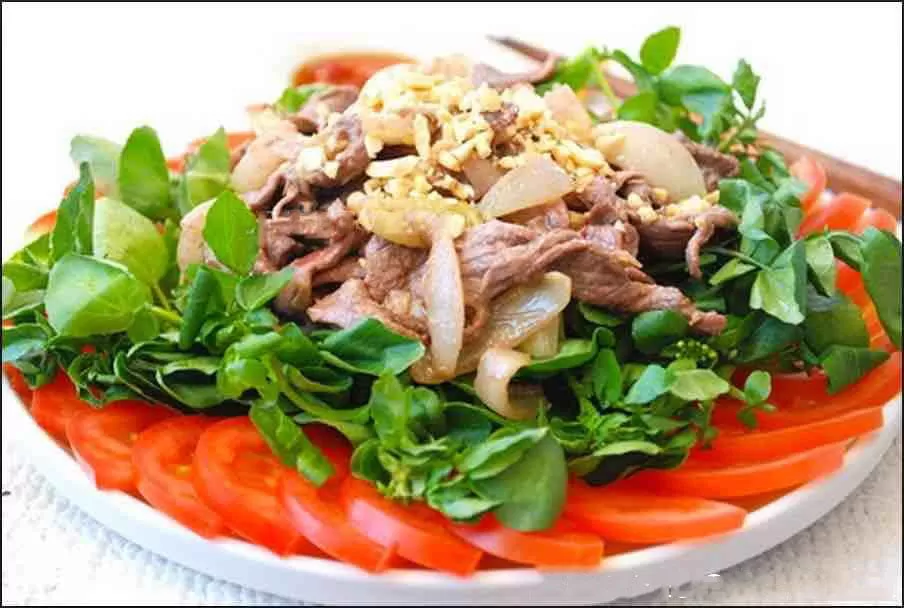 Bò trộn xà lách xoong