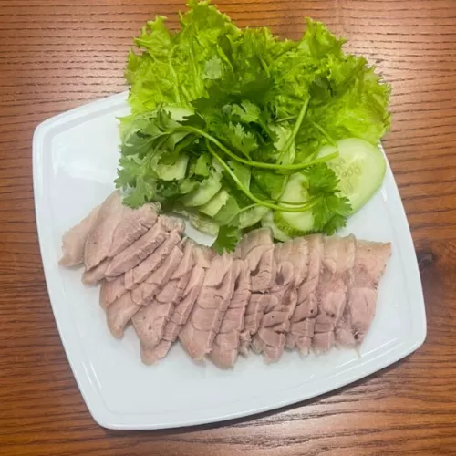 Chân giò rút xương luộc