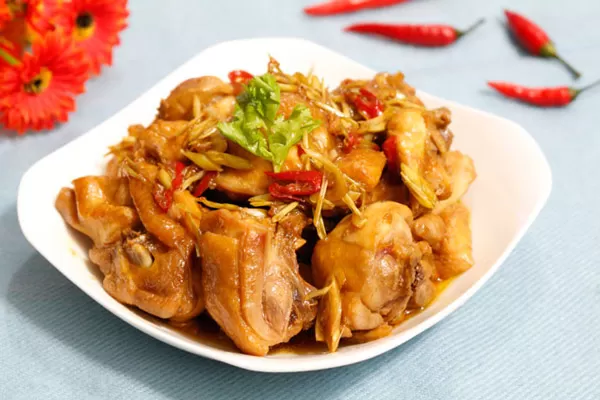Gà ta xào sả ớt