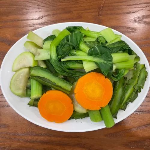 Rau luộc thập cẩm kho quẹt