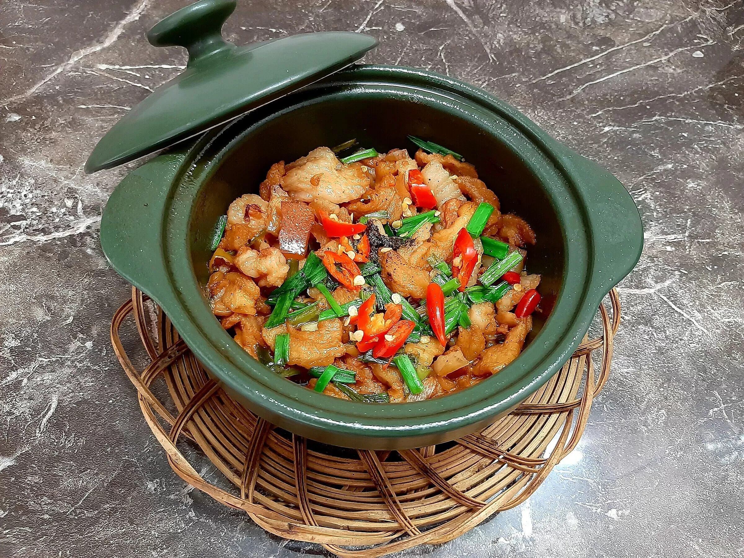 Thịt kho tiêu
