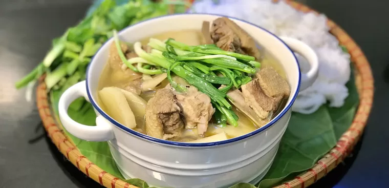 Vịt xiêm hầm măng tươi - 1Kg