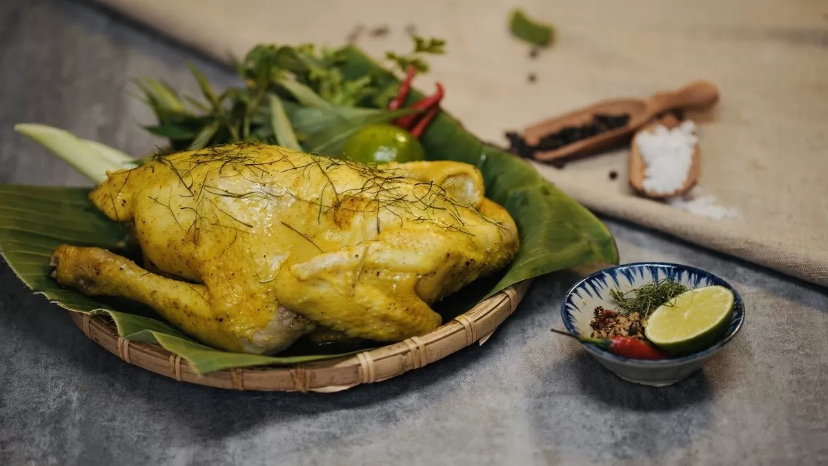 Mẹt Combo Gà Ta ( Gà rắc muối + Cơm cháy + Rau) - 1/2 Con