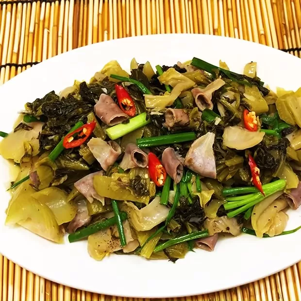 Lòng xào dưa chua